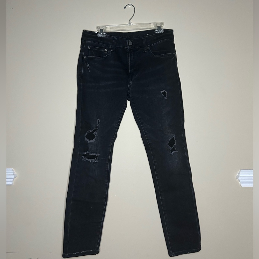 American Eagle Men’s Blacked Ripped Jeans